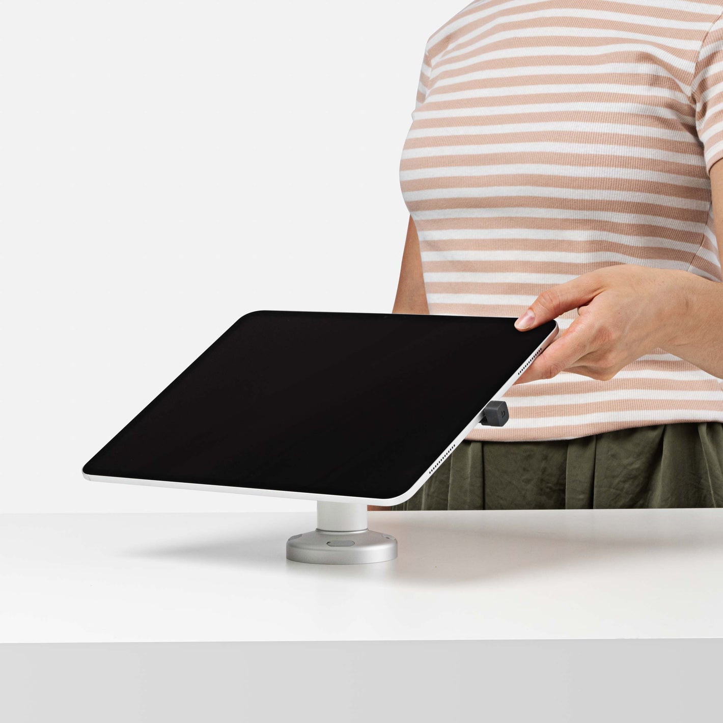 Tablet & iPad Mount | Rotate | Bouncepad Core Swivel Desk