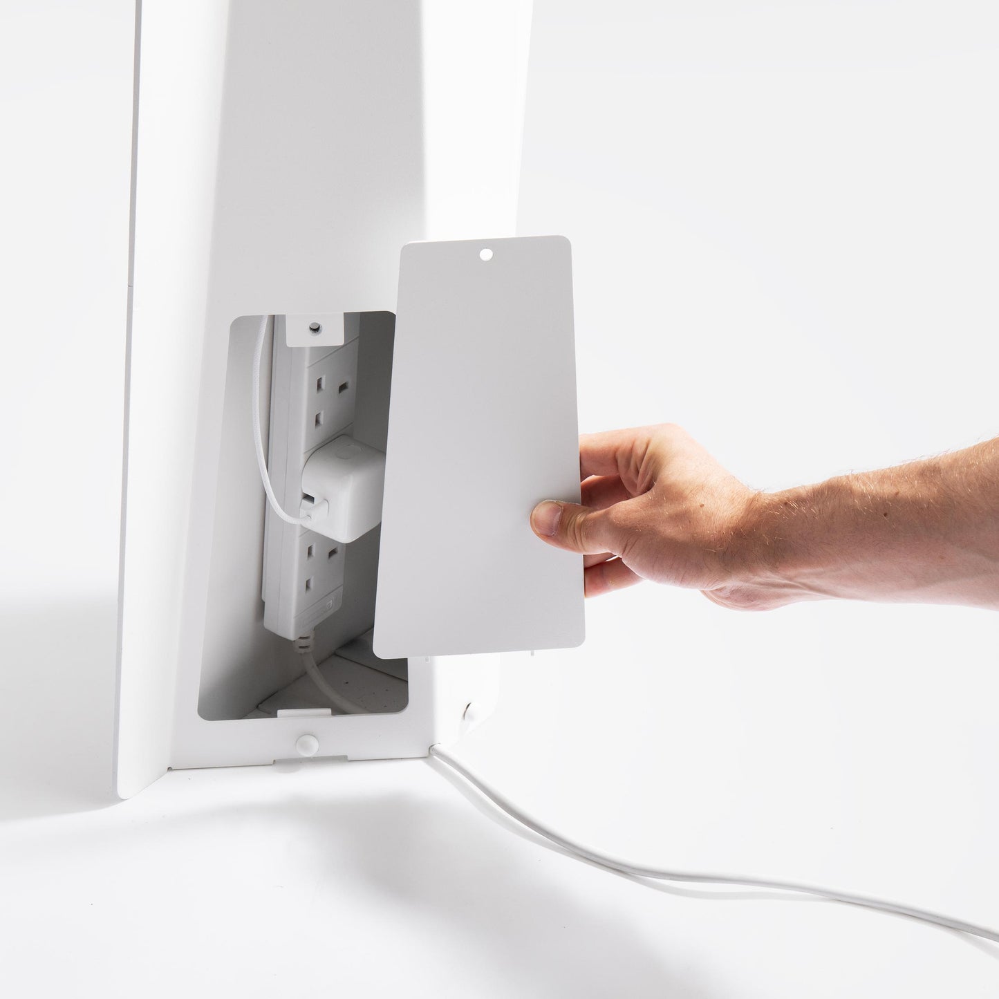 Wing Lite + Magnetic Branding Panel